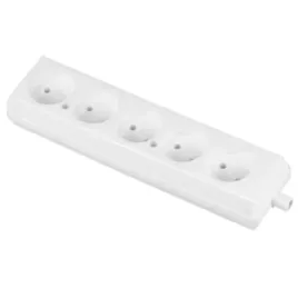 gniazdo-przedluzacza-gn-560-5x2p-230v