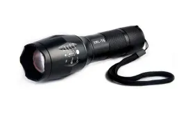 mocna-latarka-szperacz-xml-t6-lampa-policyjna-zoom