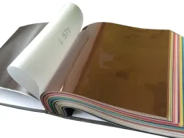 folia-blyszczaca-z-systemem-harpun-zielen-butelkowa-l571-sufit-napinany