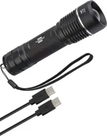 brennenstuhl-tl1201-latarka-led-ip77-wodoodprona-31h-zasieg-210m-1200lm