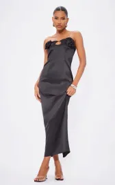 ic16302-sukienka-maxi-satynowa-odkryte-ramiona-prettylittlething-20-s