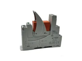 przekaznik-instalacyjny-24v-dc-2-x-8a-250v-ac
