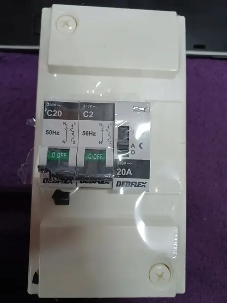 panel-sterowania-debflex-707692-20a-230v-stan-powystawowy