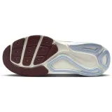 structure-26-marka-nike