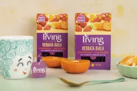herbata-biala-poziomkowa-ekspresowa-irving-30-g