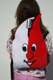 plecak-dzieciecy-miekki-bialo-czerwony