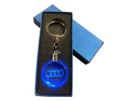 brelok-led-do-kluczy-audi-krysztal-swiecacy