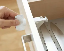 babydan-magnetyczna-blokada-szuflad-i-szafek