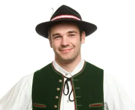 kapelusz-goralski-gorala-czapka-goralska-juhasa-z-piorkiem-l-50-szt