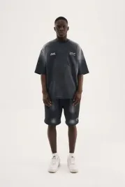 meski-t-shirt-oversize-z-minimalnym-patchem-i-efektem-sprania-machinist-c