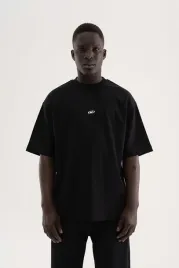 meski-t-shirt-oversize-z-haftowanym-metalicznym-logo-interlock-machinist-