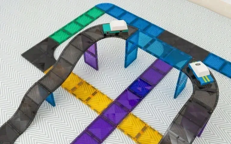 klocki-magnetyczne-drogi-creative-roads-pack-16-elementow-connetix-stan-nowy