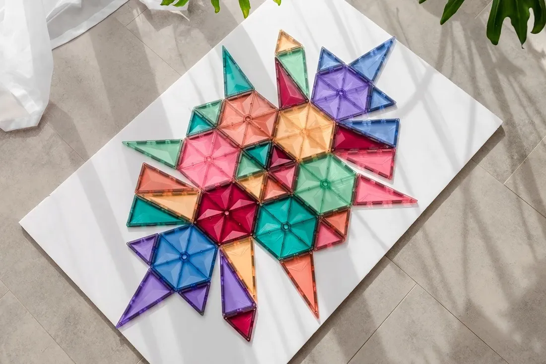 klocki-magnetyczne-connetix-pastel-geometry-pack-40-elementow