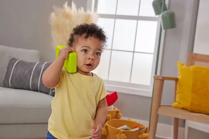 fisher-price-smartfonik-2w1-bohater-brak