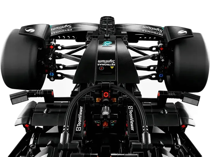 lego-technic-mercedes-amg-performance-42171-marka-lego