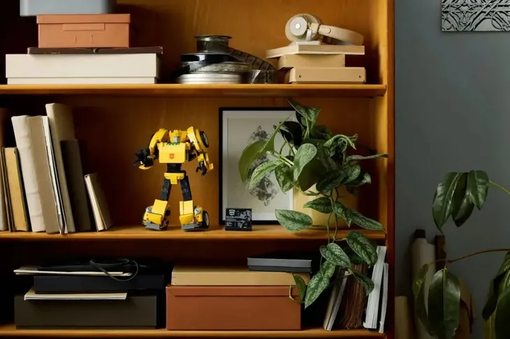 lego-icons-transformers-bumblebee-10338-informacje-dot-bezpieczenstwa-i-zgodnosci-produktu-nie-nadaje-sie-dla-dzieci-w-wieku-ponizej-36-miesiecy