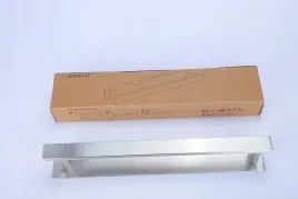 zunto-srebrny-lazienka-wieszak-na-reczniki-40-cm