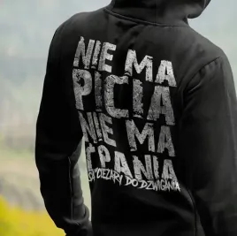 bluza-z-kapturem-na-silownie-nie-ma-picia-2
