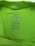 koszulka-oneill-basic-skins-s-s-sun-shirt-lime-s-wzor-dominujacy-logo