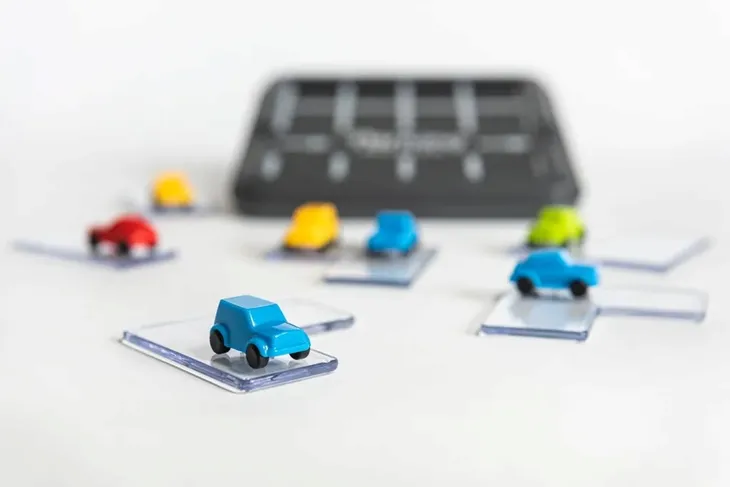 parking-puzzler-smart-games-wiek-gracza-5-7-lat-8-11-lat-12-14-lat