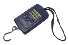 dla-wedkarza-na-gwiazdke-prezent-waga-elektroniczna-do-ryb-baterie