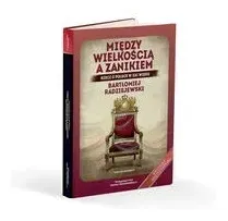 miedzy-wielkoscia-a-zanikiem
