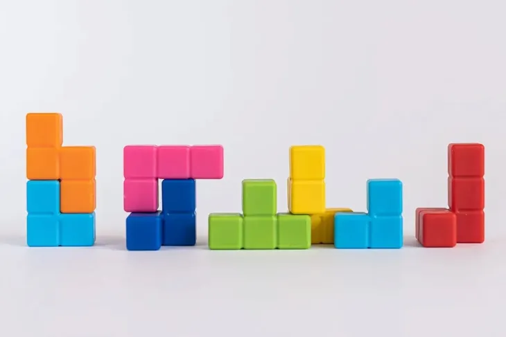 smart-games-plug-and-play-puzzler-czas-rozgrywki-do-15-minut