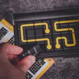 smart-games-iq-circuit-pl-iuvi-games-informacje-dodatkowe-wersja-podrozna