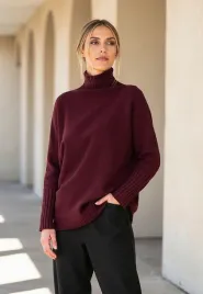 elegancki-luzny-sweter-damski-z-golfem-z-wiskozy-na-chlodniejsze-dni-m110