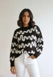 sweter-damski-akrylowy-z-okraglym-dekoltem-i-dlugim-rekawem-regular-fit-do