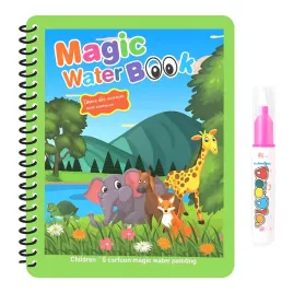 male-zwierzatka-magiczna-kolorowanka-wielokrotnego-uzytku-z-pisakiem-wodnym