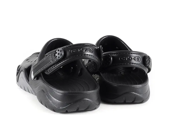 crocs-swiftwater-mesh-deck-sandal-black-435-rozmiar-435