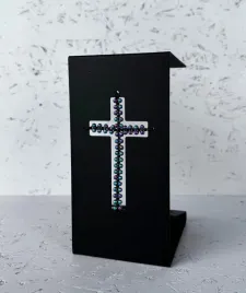 znicz-z-krzyzem-z-hematytu-wysokosc-20cm