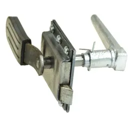zamek-drzwi-kabiny-lewy-ursus-c-330-42402140