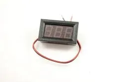 woltomierz-panelowy-3-30v-dc-led-niebieski