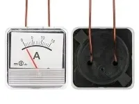 amperometr-analogowy-15a-50x50mm
