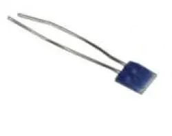 czujnik-temperatury-pt100-100ohm-na-pcb-2x2mm-stan-nowy