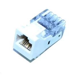 gniazdo-keystone-rj45-samozatrzaskowe-z-oslona