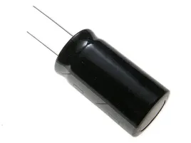 4700uf-50v-kondensator-105-25x42-tht