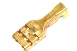 konektor-zenski-z-blokada-plaski-64mm-08mm-zyla-1-15mm2-25-sztuk