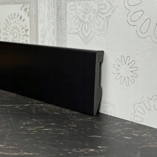 80x15mm Listwa przypodłogowa czarna Cokół HI-PS GOTOWA PFS3-8015 100cm
