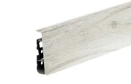 listwa-przypodlogowa-pvc-hi-line-prestige-22x75mm-cezar-dab-narwik-mat