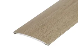 profil-ochronny-owalny-80x51mm-klejony-l-1m-dab-jasny-mat
