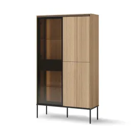 komoda-visso-vi-01-szerokosc-91-cm-dab-linearny-oswietlenie-led-trzydrzwiow