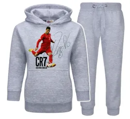 dres-dzieciecy-ronaldo-dla-fana-z-autografem-producent