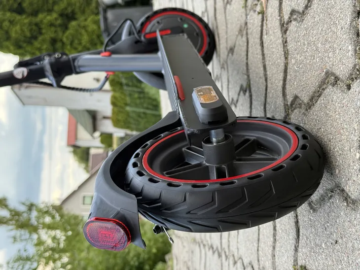 HULAJNOGA ELEKTRYCZNA T9 PRO DUŻY ZASIĘG LEKKA I MOCNA 350W 10,4Ah