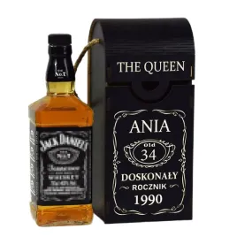 skrzynka-pudelko-na-whisky-fajny-prezent-dla-niej-na-urodziny-18-20-30-40