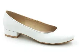 piekne-czolenka-na-slupku-2-cm-1044-softbut-bialy