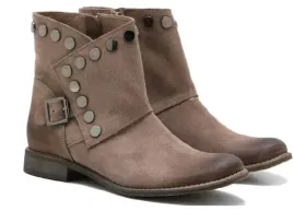 botki-exquisite-1198-plaskie-skora-cappucino