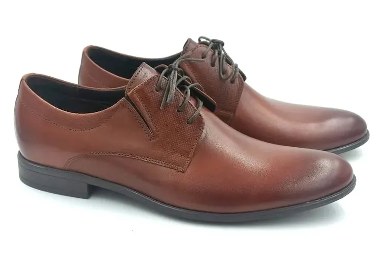 elegancki-wizytowe-tapi-5575-brazowe-rozmiar-42